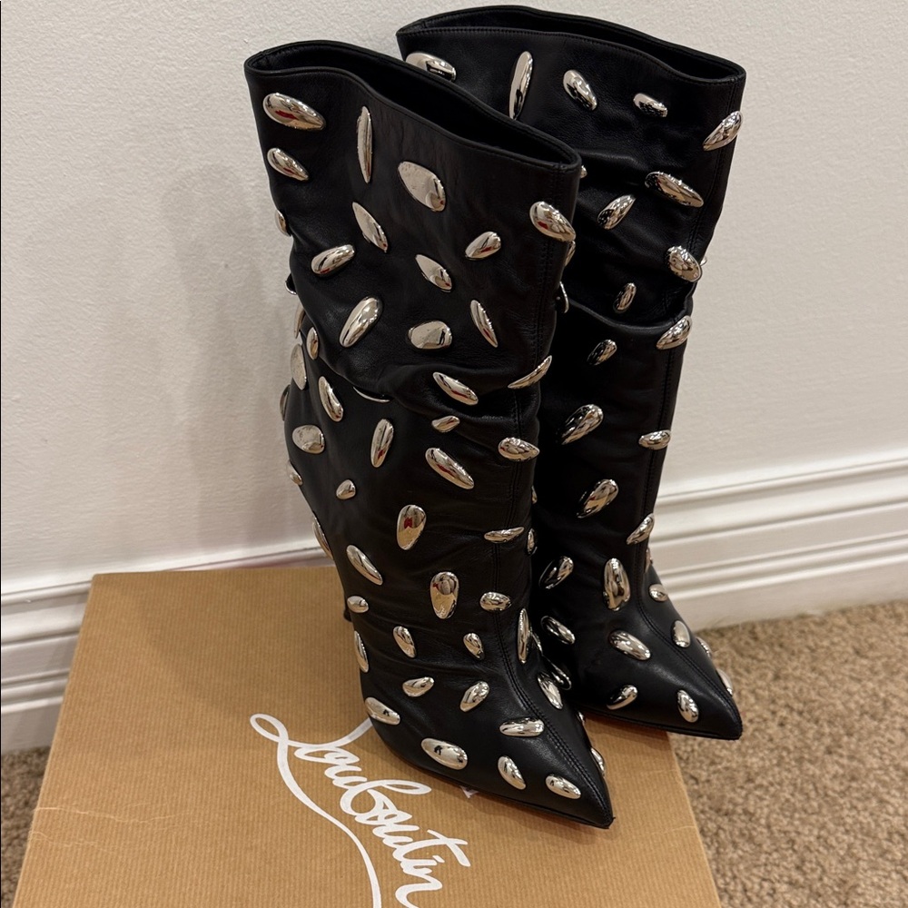 Christian Louboutin Nail Stud Boots 37 Rare Limited Edition Black Leather 💋 - Picture 4 of 12